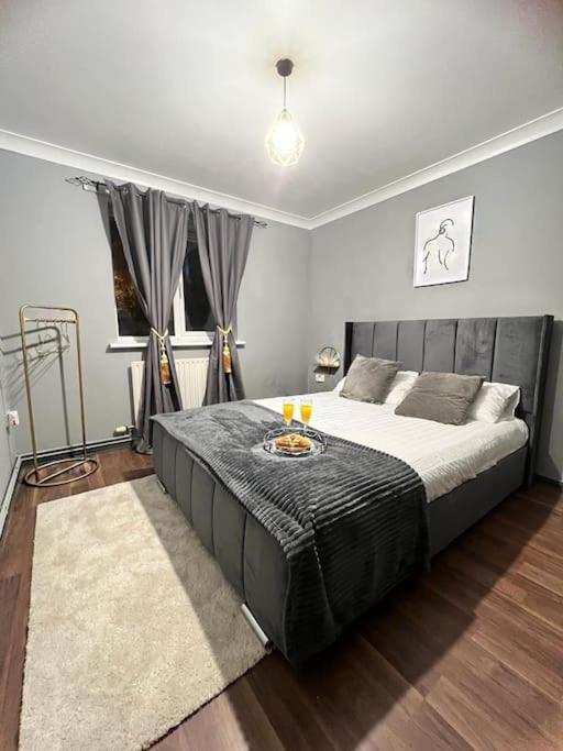 Lovely, Two Bedroom Apartment Central Location Λονδίνο Εξωτερικό φωτογραφία